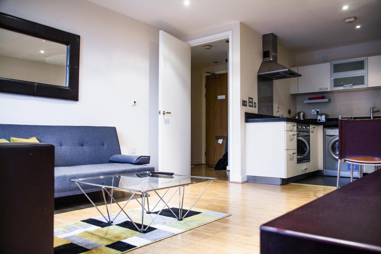 Canary Wharf Retreat - Serviced Apartments 런던 외부 사진