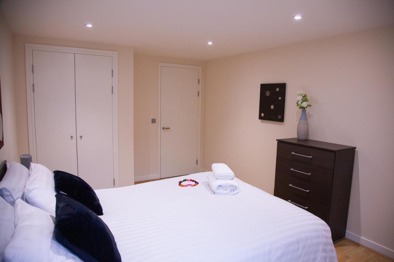 Canary Wharf Retreat - Serviced Apartments 런던 외부 사진