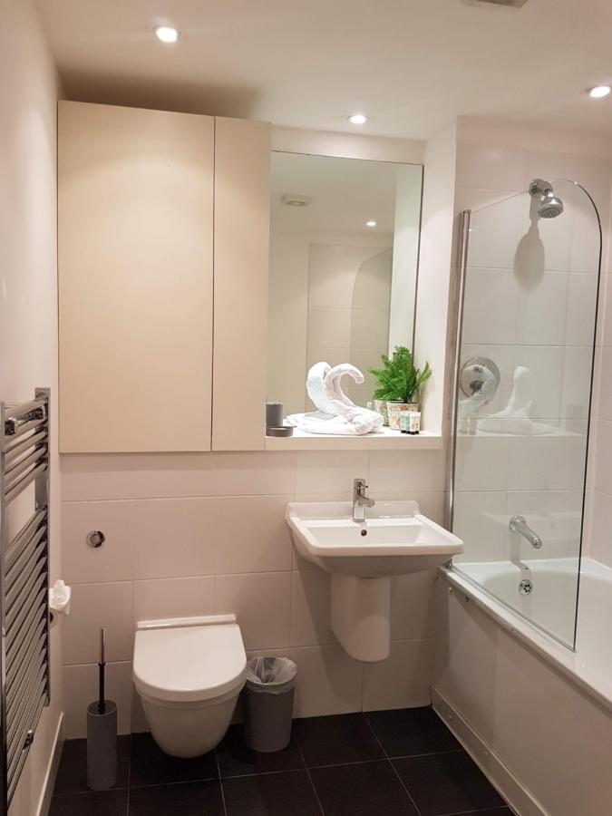 Canary Wharf Retreat - Serviced Apartments 런던 외부 사진